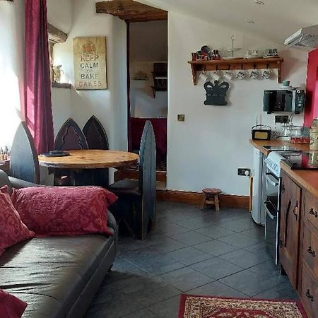 Peak District Cottage Set In 5 Acres Near Buxton Buxton  Exterior photo